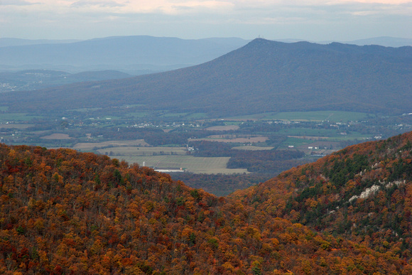 2748_The Blue Ridge Mountains, Virginia