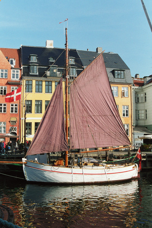 0013_Boat in Nyhaven, Copenhagen, Denmark