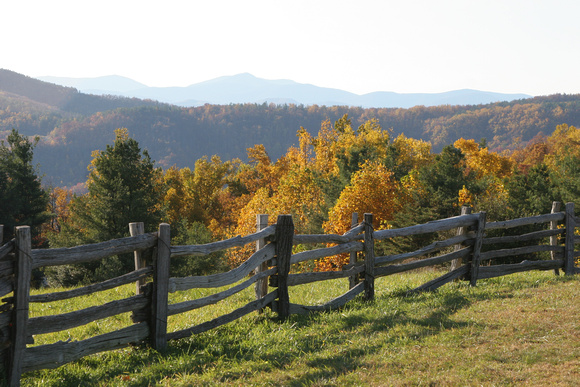 2431_The Blue Ridge Mountains, Virginia