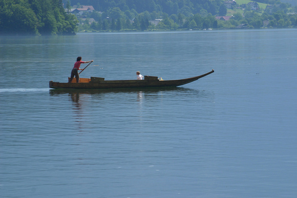 8622_Boat on Hallstatt Lake, Austria